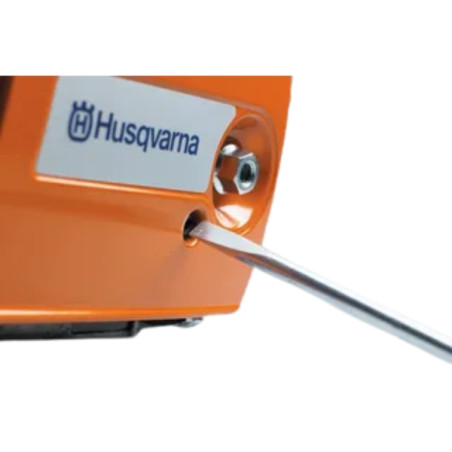 Tronçonneuse Husqvarna 135 Mark II : Qualité et performance – Image 6